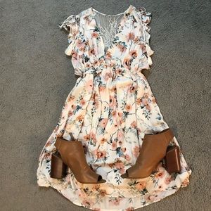 Floral sleeveless dress